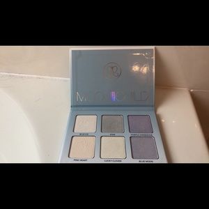 Anastasia Beverly Hills Moonchild Glow Palette $14
